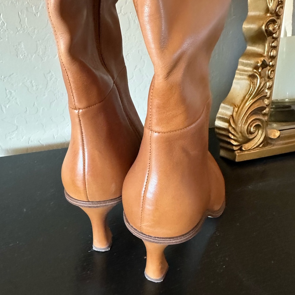 Vince Camuto X Emily Travis knee high boot EUC 9 wide calf - Picture 8 of 13